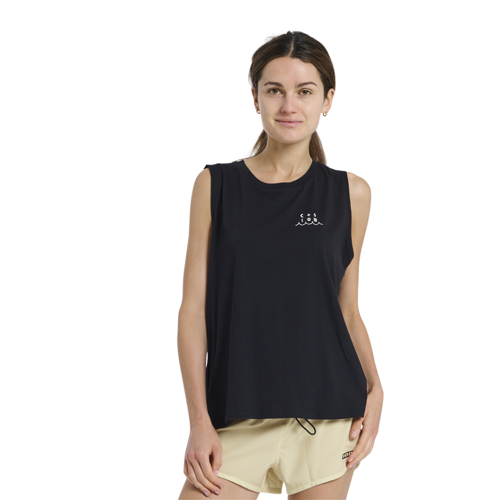 220809_ION_Beach_Women_02_2296.png