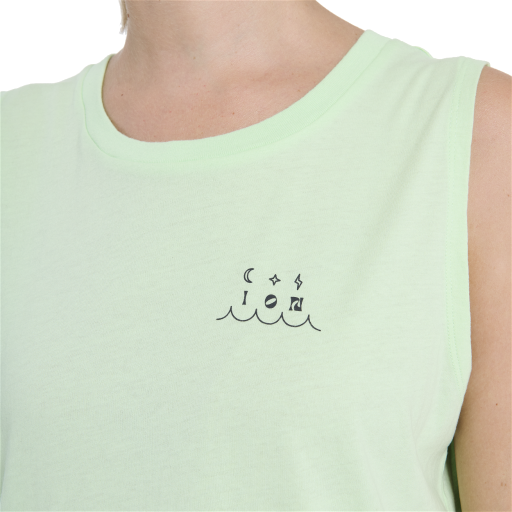 220809_ION_Beach_Women_05_2411.png