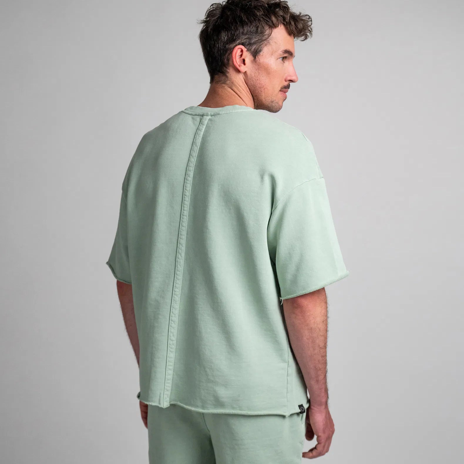 44250-5006_DT_Sweat_Tee_SS_True_Fade_Out_3_unisex_617_sage_9.webp