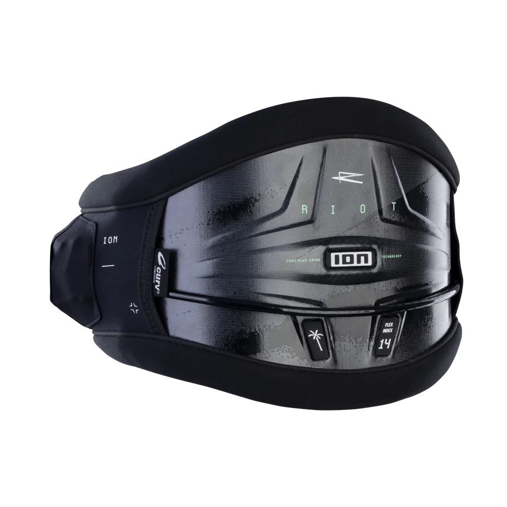 48252-4709_Riot_Curv_01_900_black_front.webp