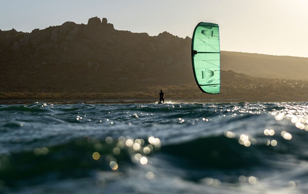 Duotone Evo D/LAB 2026 kite action | WEGO Shop România