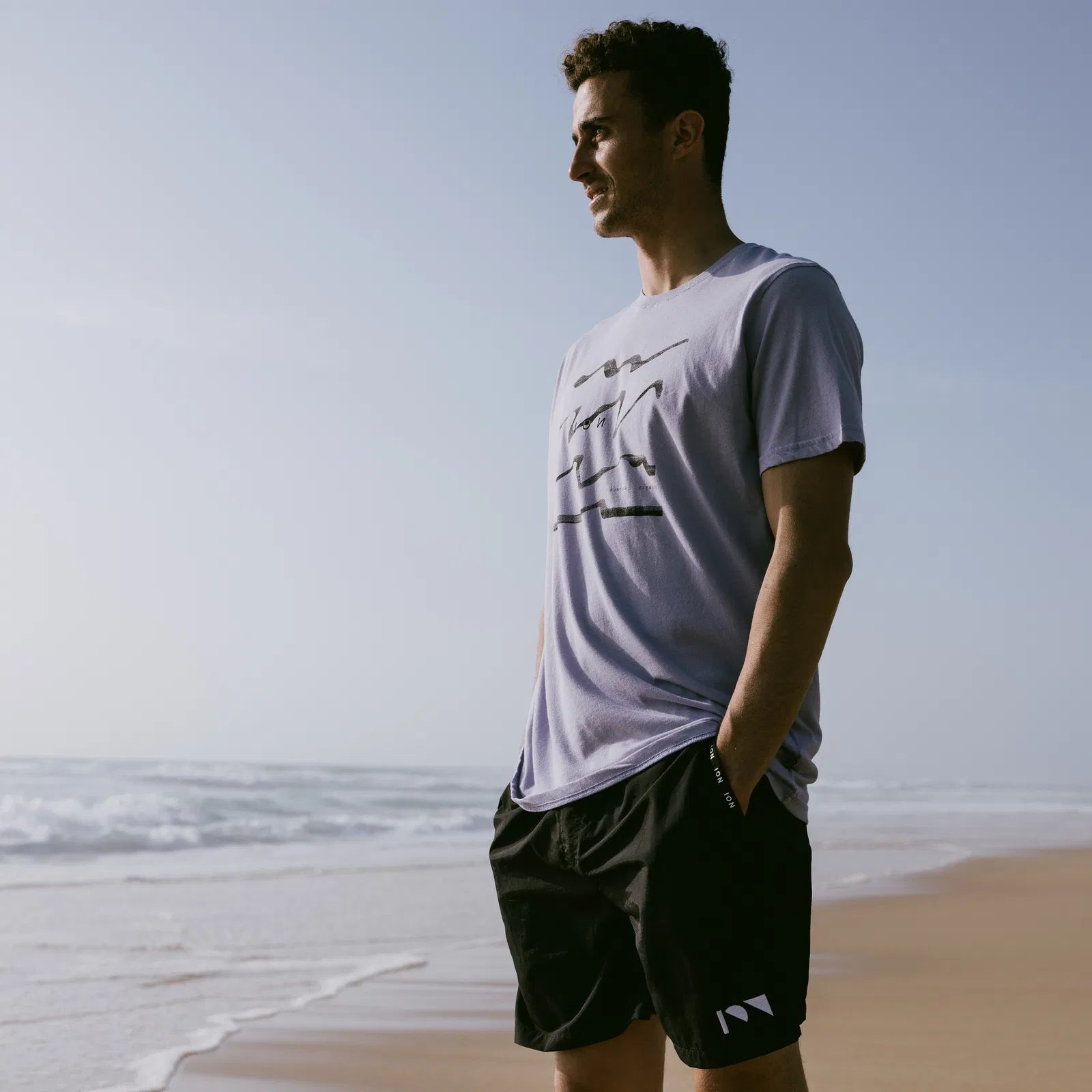 model-shots_apparel_0000s_0013_Tee-Addicted-SS-Men_Lost-lilac-2.webp