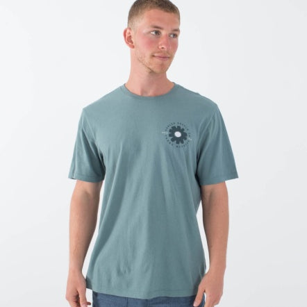 serve_d778a113-0933-434d-8288-47bf97a60d55.jpg